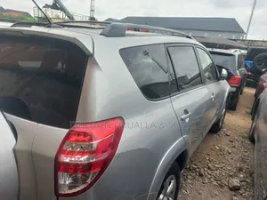 Toyota RAV4 3.5 Limited 2010 Silver