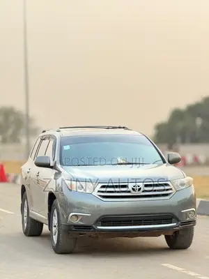 Toyota Highlander 2011 Gray