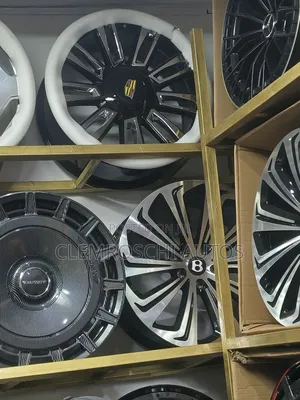 High Quality Certified Complete Brand New Luxury Vip Vehicle Rims.
