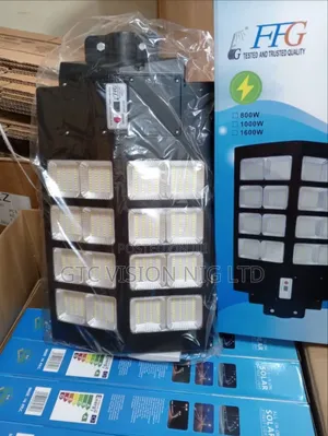 16eyes 1600 Watts FFG Solar Street Light