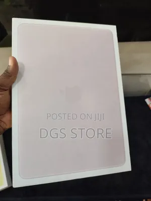 New Laptop Apple MacBook 8GB SSD 512GB