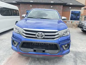 Toyota Hilux 2020 Blue