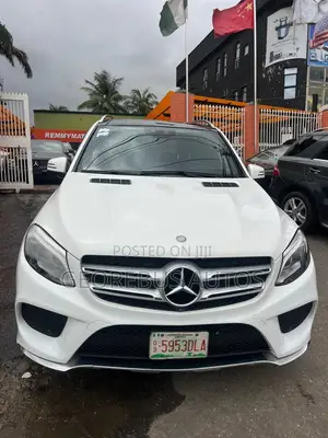 Mercedes-Benz GLE-Class GLE 400 4MATIC 2017 White