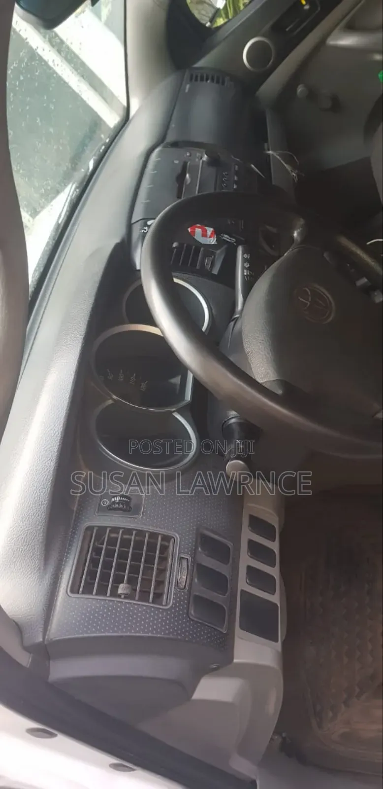 Toyota Quantum 2007 White