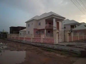 5bdrm Duplex in Police Housing, Kurudu for sale