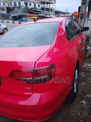 Volkswagen Jetta 2017 Red