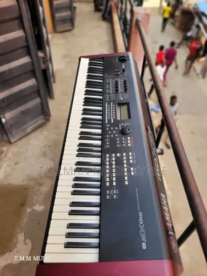 Yamaha Moxf8