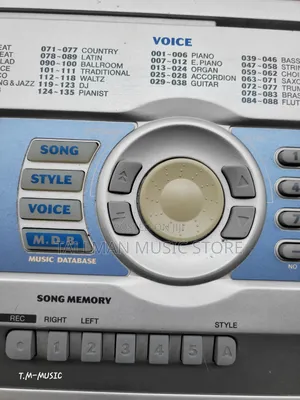 Yamaha DGX 200