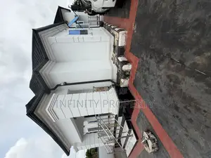 3bdrm Block of Flats in Obey, Benin City for sale