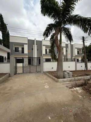 4bdrm Townhouse/Terrace in 3Rd Avenue Gwarimpa, Life Camp for sale