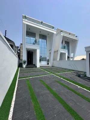 5bdrm Duplex in Ikota for sale