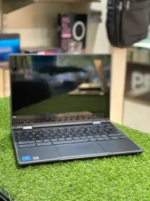 Laptop Lenovo 300e 4GB Intel Celeron SSD 32GB