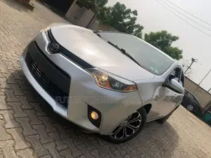 Toyota Corolla 2016 Silver