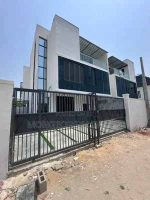 4bdrm Duplex in Ologolo for sale