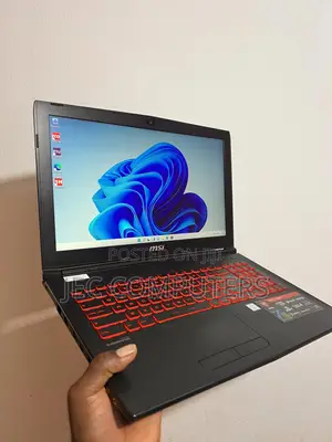 Laptop MSI GL62M 7REX 16GB Intel Core i5 HDD+SSD 256GB