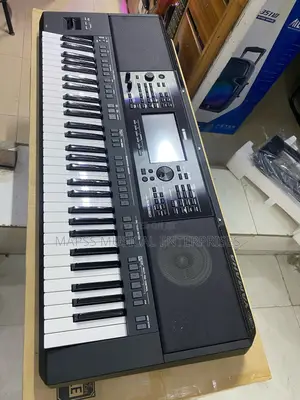 Yamaha PSR-Sx920 Electronic Keyboard