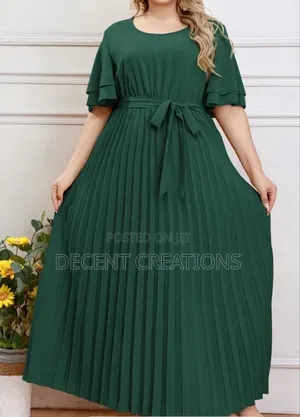 Mid - Year Promo: Green Pleated Dress With Tie Waist Belt. Size 1xl