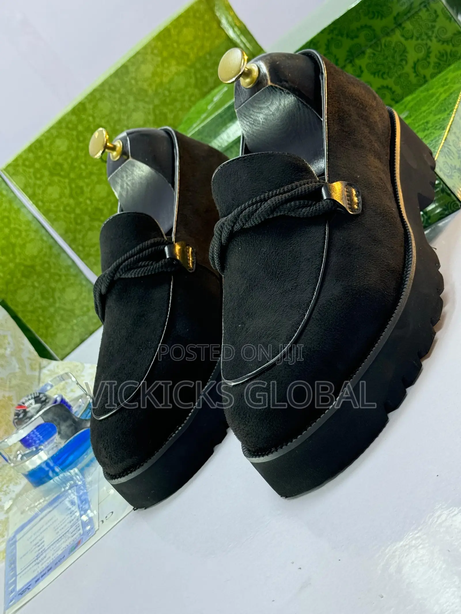 Gucci Sovereign Suede Shoes