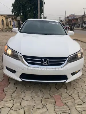 Honda Accord 2013 White