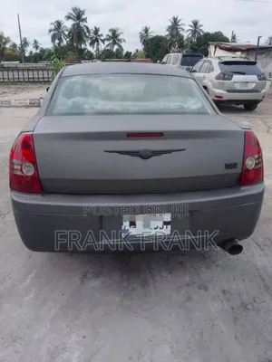 Chrysler 300C 2010 Black