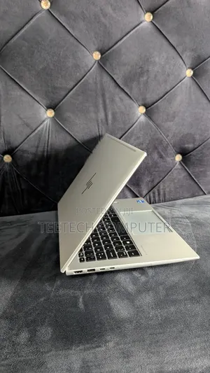 Laptop HP EliteBook 840 G10 8GB Intel Core i5 SSD 256GB
