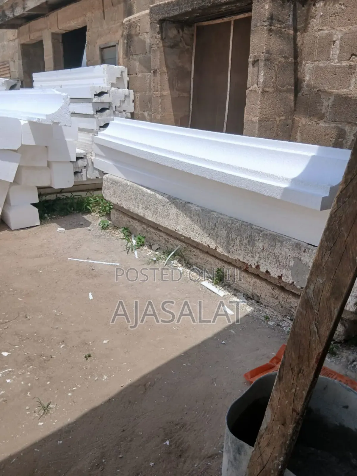 Polystyrene Parapet and Board