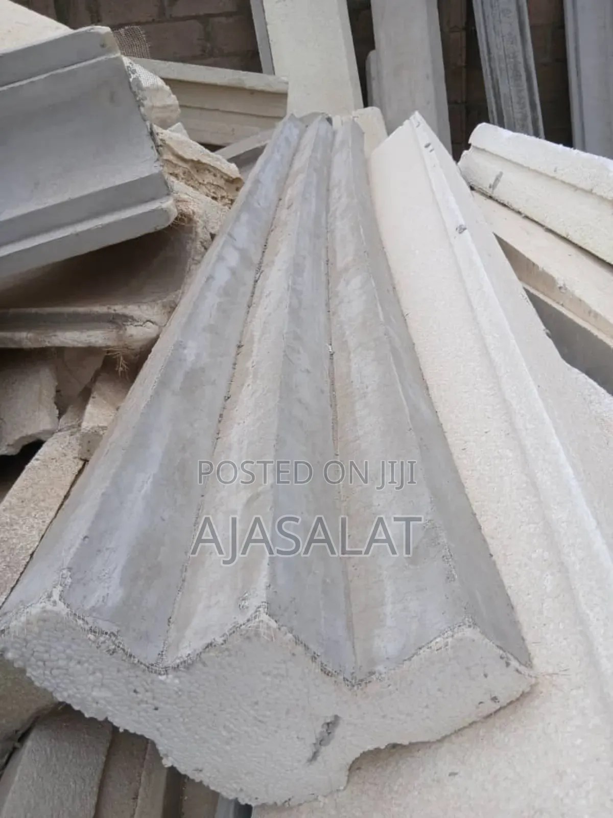 Polystyrene Parapet and Board