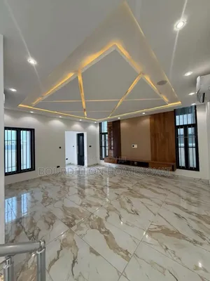 5bdrm Duplex in Lekki Phase 1 for sale