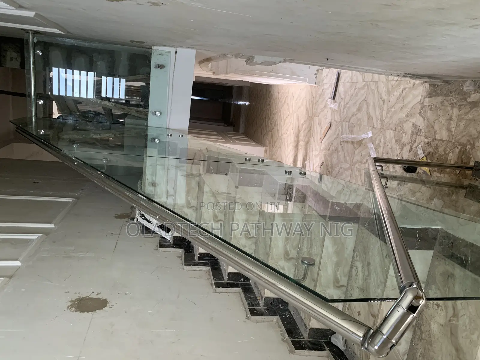 Frameless Glass Handrails for Stairway