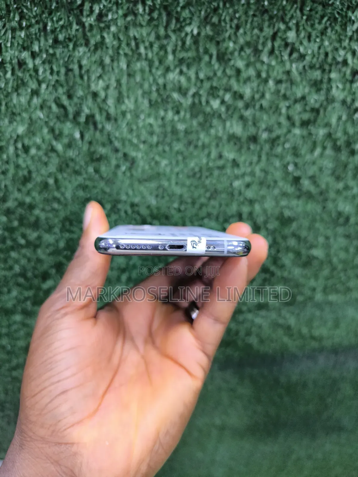 Apple iPhone 11 64 GB White
