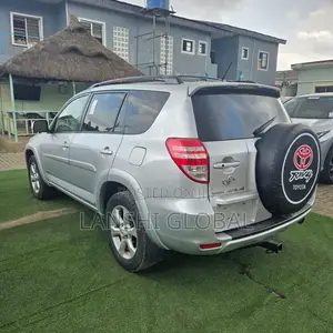 Toyota RAV4 3.5 Limited 4x4 2010 Silver