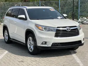 Toyota Highlander Limited 4dr SUV (3.5L 6cyl 6A) 2014 White