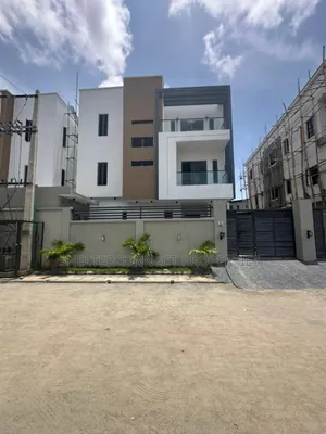 5bdrm Duplex in Lekki Phase 1 for sale