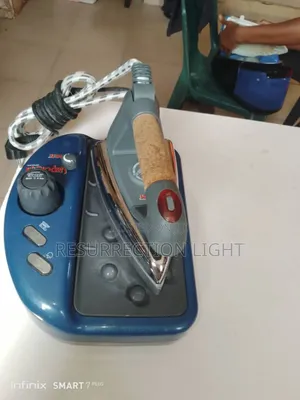 Very Neat Vaporella Industrial Steam Iron Like New Working Perfectly