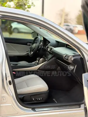 Lexus IS 250 4WD 2014 Silver