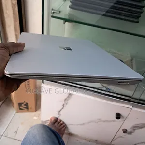 Laptop Microsoft Surface Laptop 8GB Intel Core i7 SSD 256GB