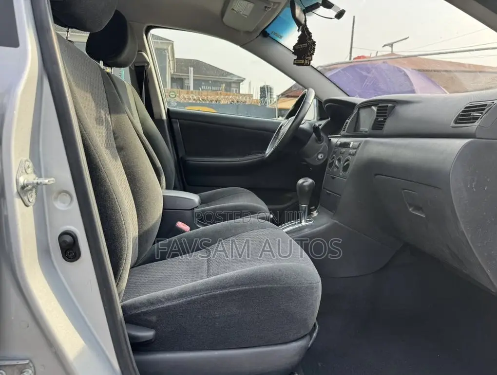 Toyota Corolla 2007 Silver