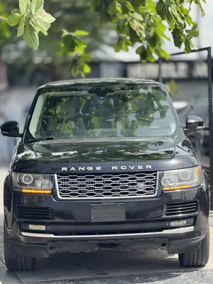 Land Rover Range Rover Vogue 2014 Black