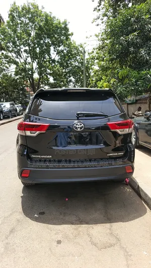 Toyota Highlander Limited 4x4 V6 (3.5L 6cyl 8A) 2018 Burgundy