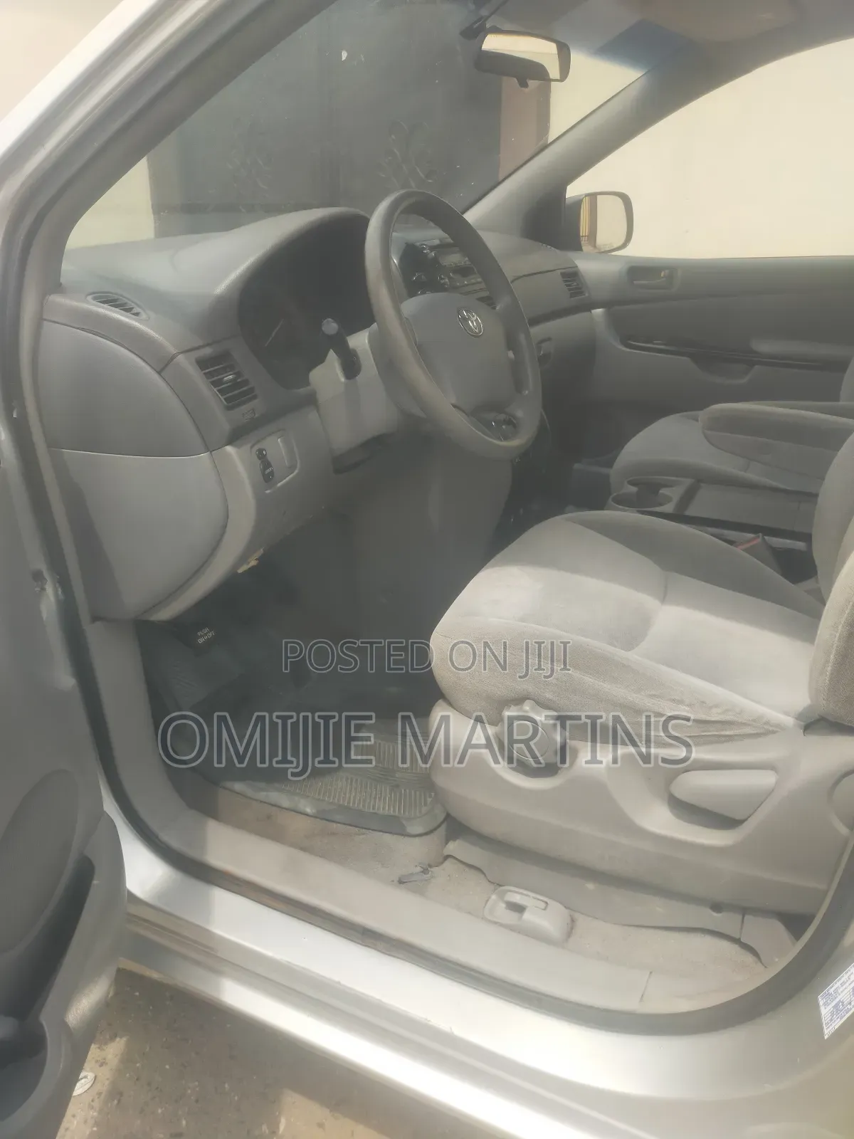 Toyota Sienna 2005 Silver