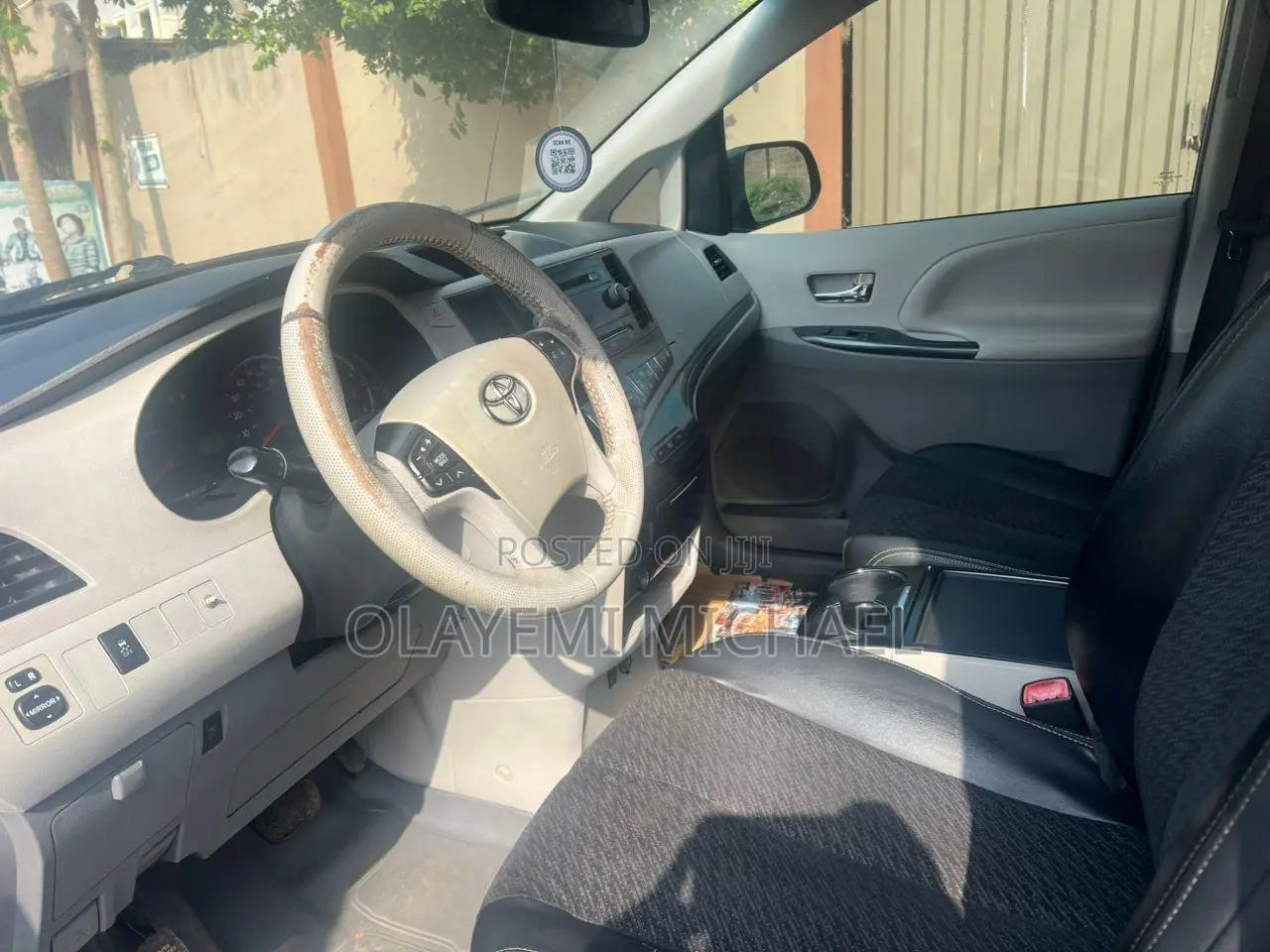 Toyota Sienna SE FWD 8-Passenger 2013 Brown