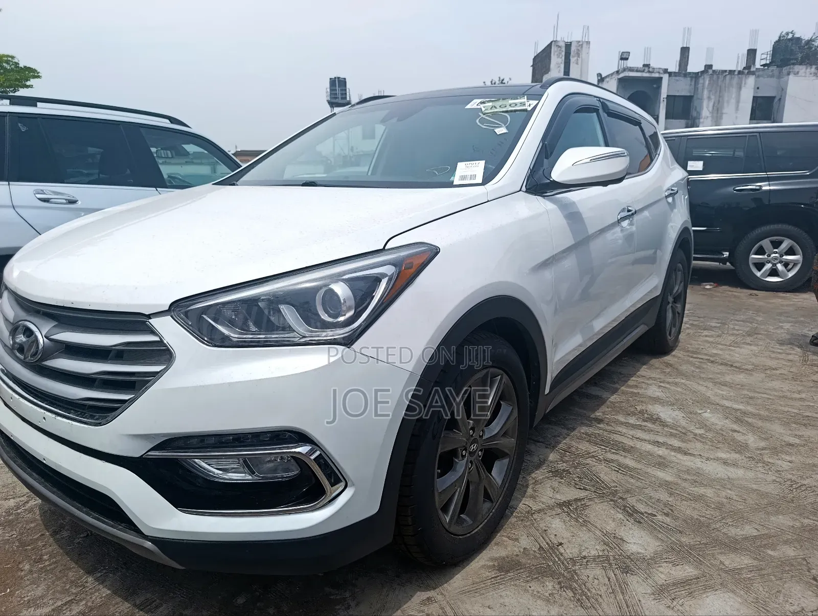 Hyundai Santa Fe 2017 White