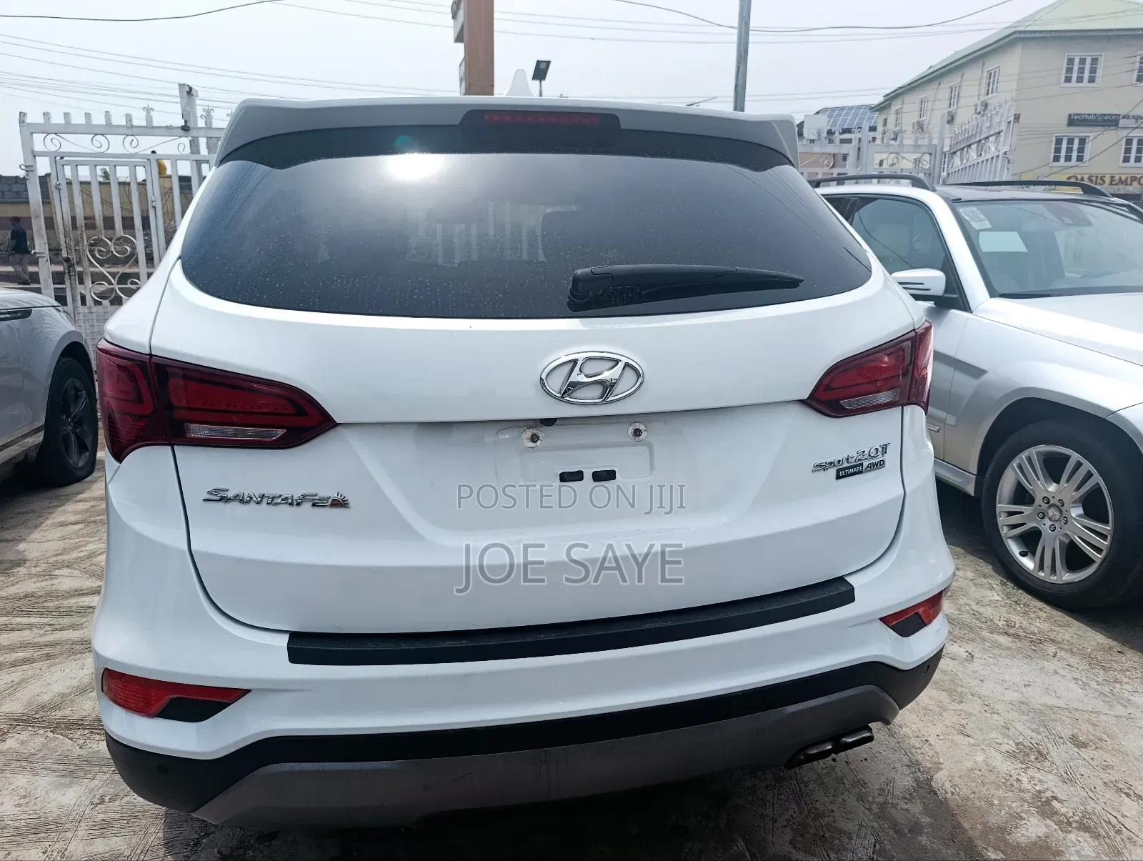 Hyundai Santa Fe 2017 White
