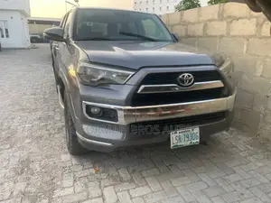 Toyota 4-Runner SR5 4WD 2012 Gray