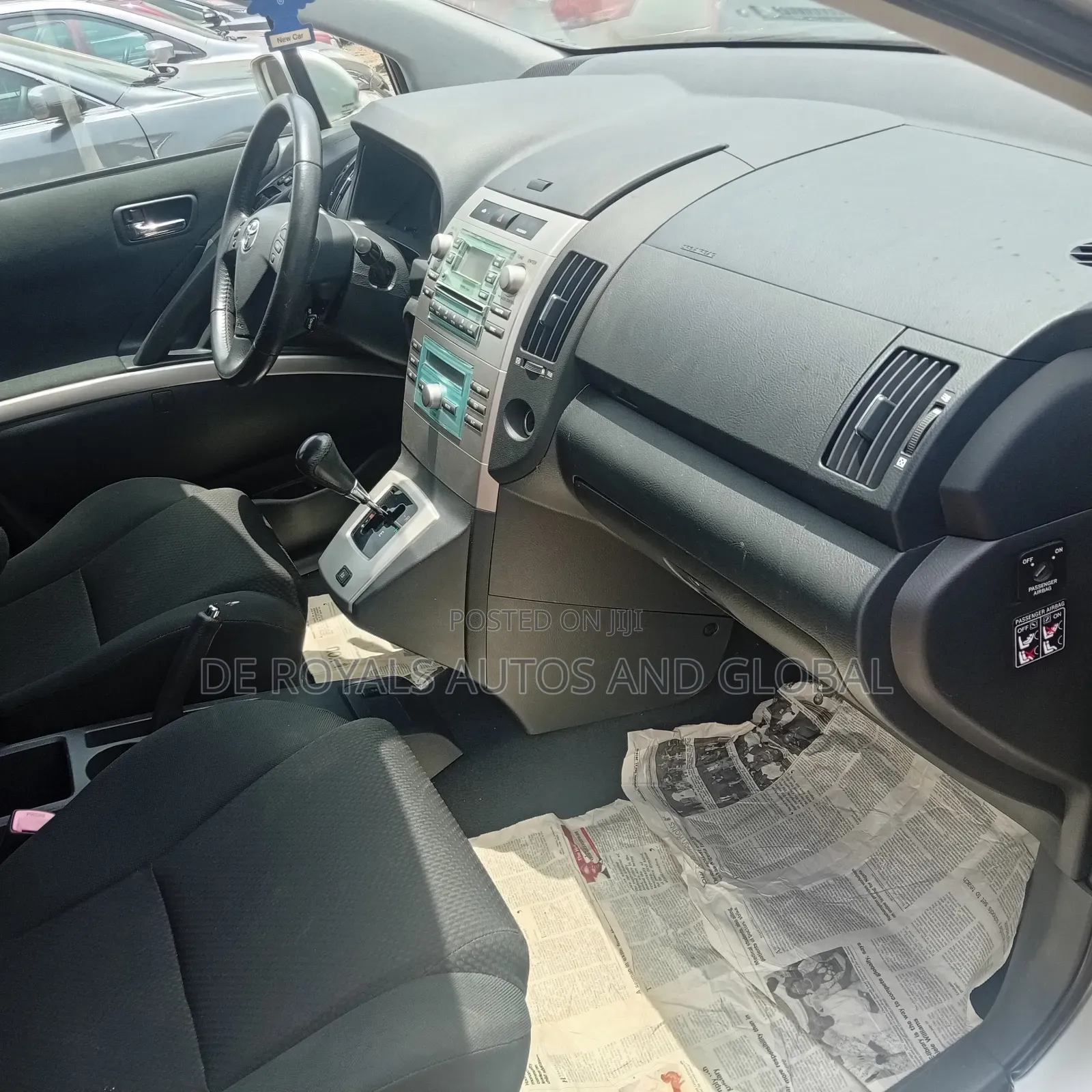 Toyota Verso 1.8 2012 Silver