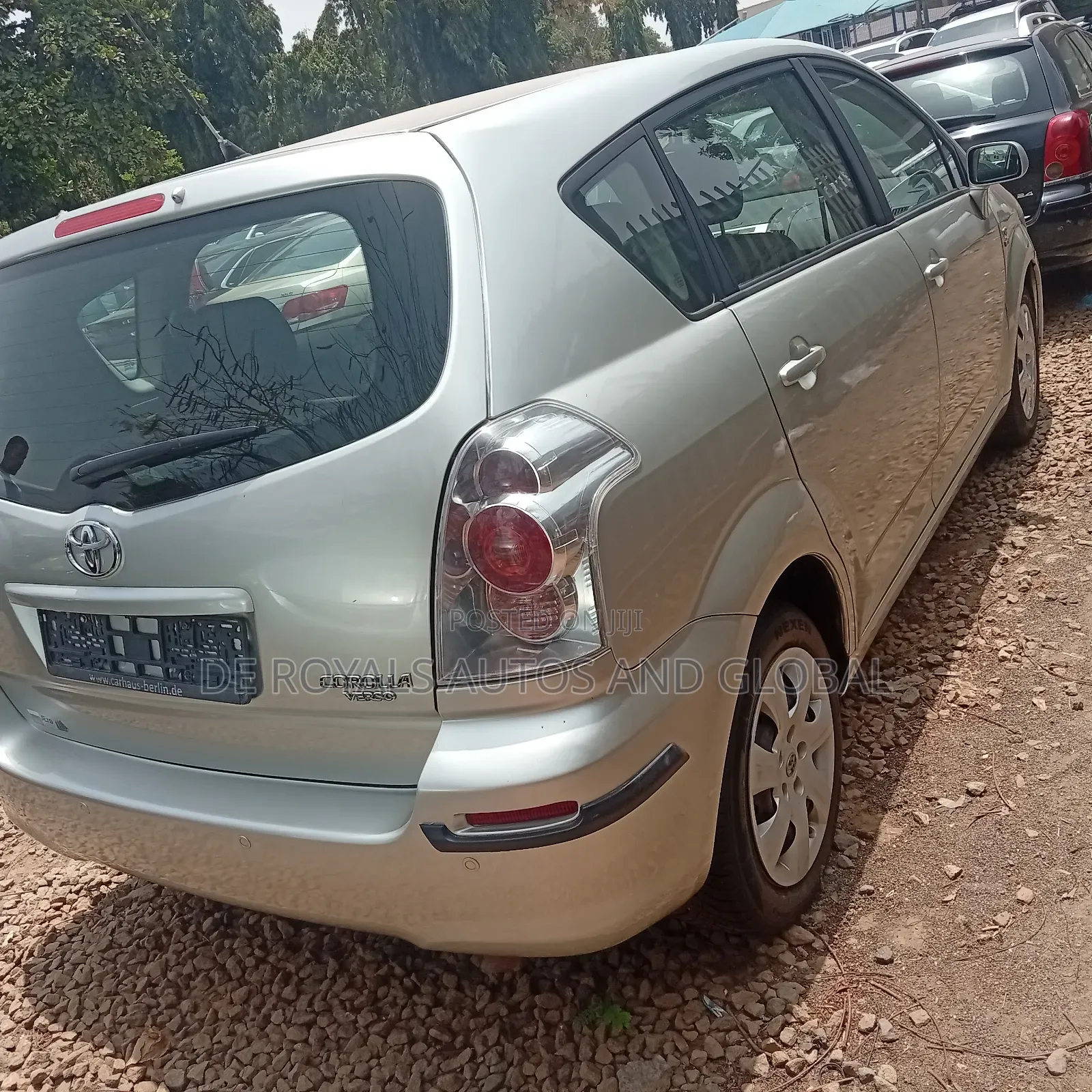 Toyota Verso 1.8 2012 Silver