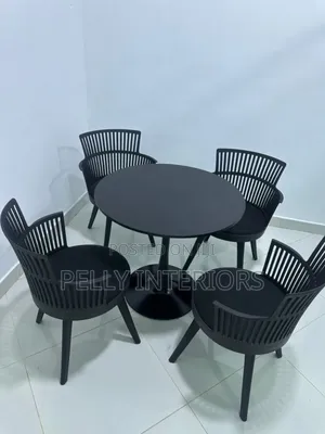 Stylish Restaurants/Cafeteria Dining Set With 4 Chairs