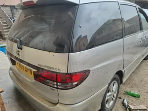 Toyota Previa 2.0 D4-D 2006 Silver