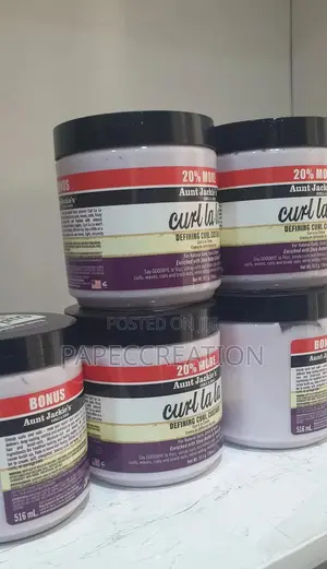 Aunt Jackie's Curls