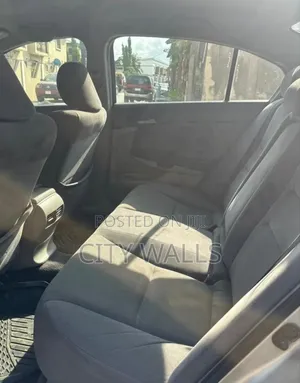 Honda Accord 2011 Silver